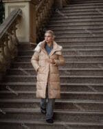 Женский зимний длинный пуховик с капюшоном 439