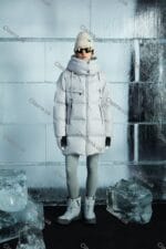 Женская зимняя куртка с капюшоном 742 — изображение 9