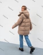 Женская зимняя куртка с капюшоном 742 — изображение 5